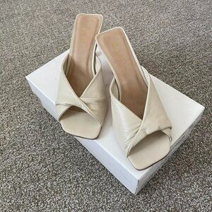 RAYE Dane Heel in Bone White